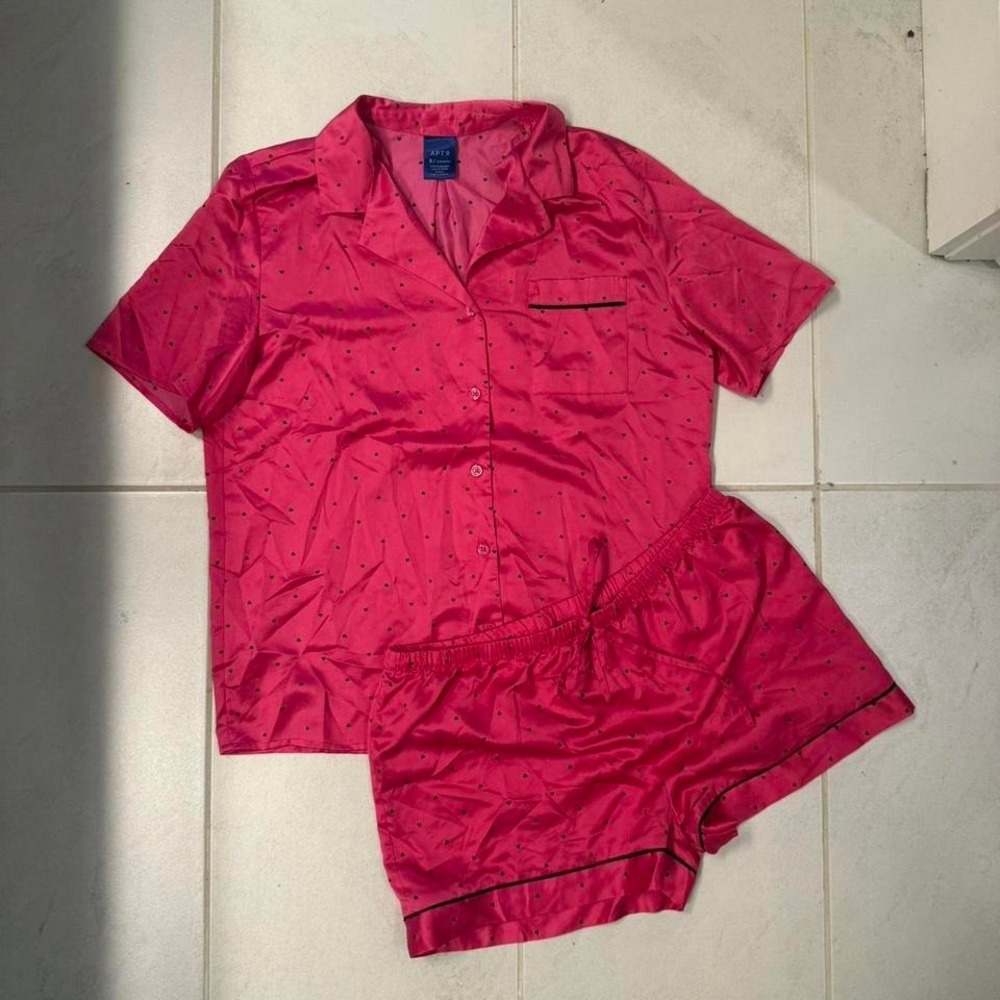 Pink satin Polka dot short sleeve pyjama set Small(top) Medium (bottoms)